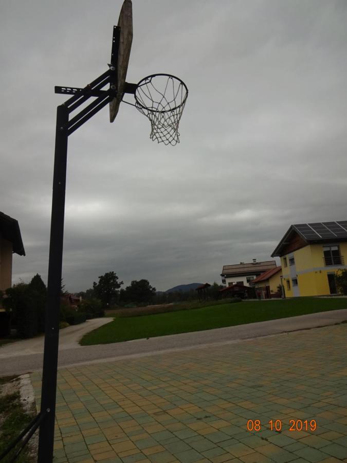 Vagon - Studio - Near Btc, Ljubljana Apartment Bagian luar foto