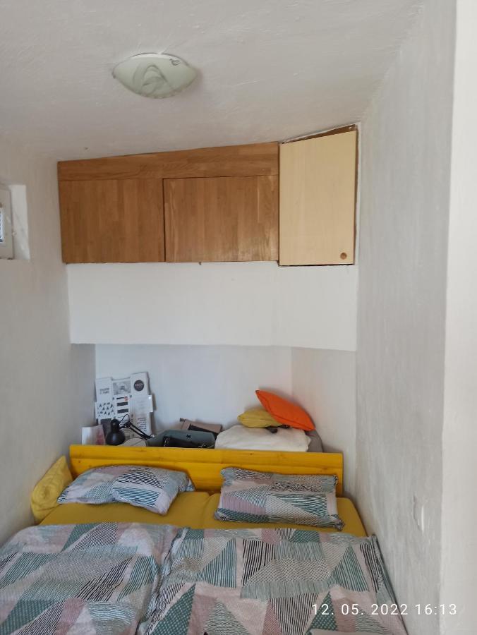 Vagon - Studio - Near Btc, Ljubljana Apartment Bagian luar foto